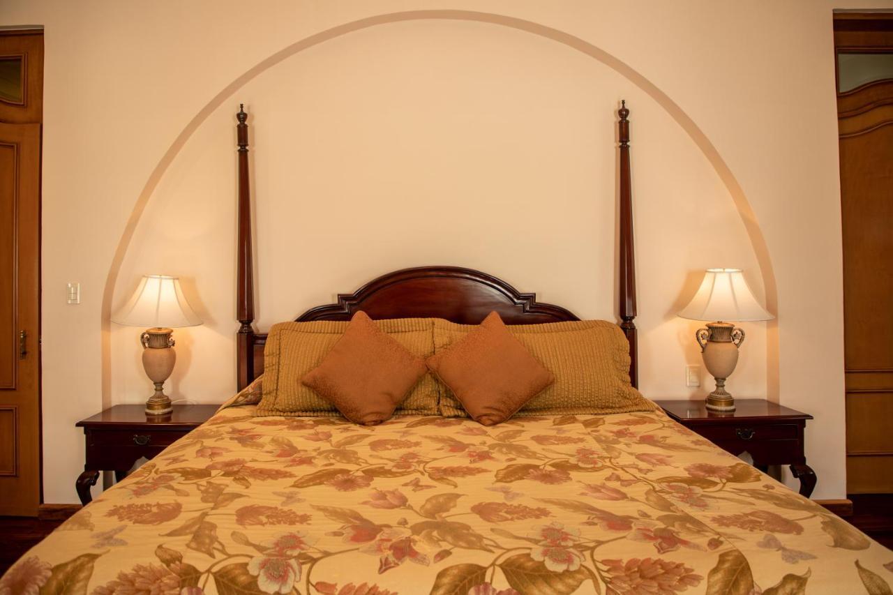 Hotel Real Hacienda Santo Tomas Эль-Оспиталь Экстерьер фото